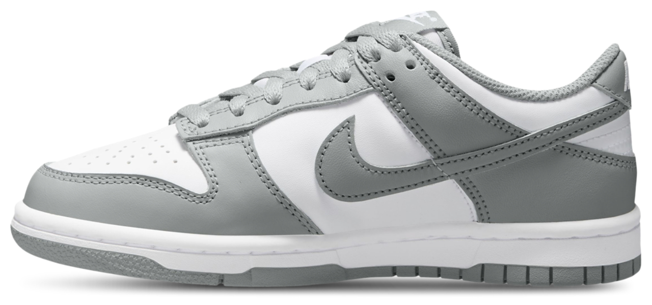 Nike Dunk Low  Image 2 of 4. Tap to open photo gallery.