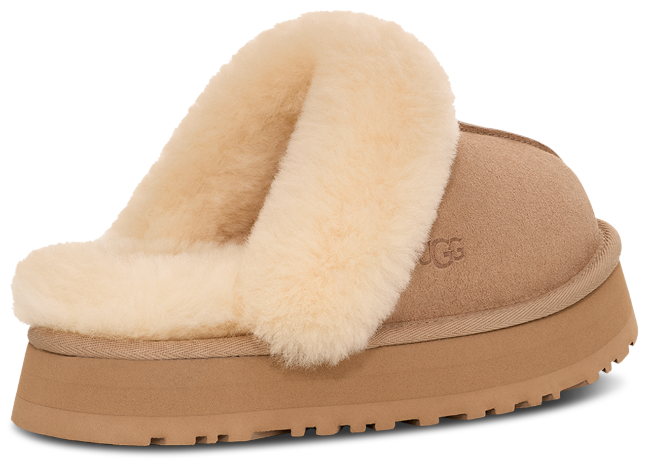 UGG Disquette Image 3 of 5. Tap to open photo gallery.