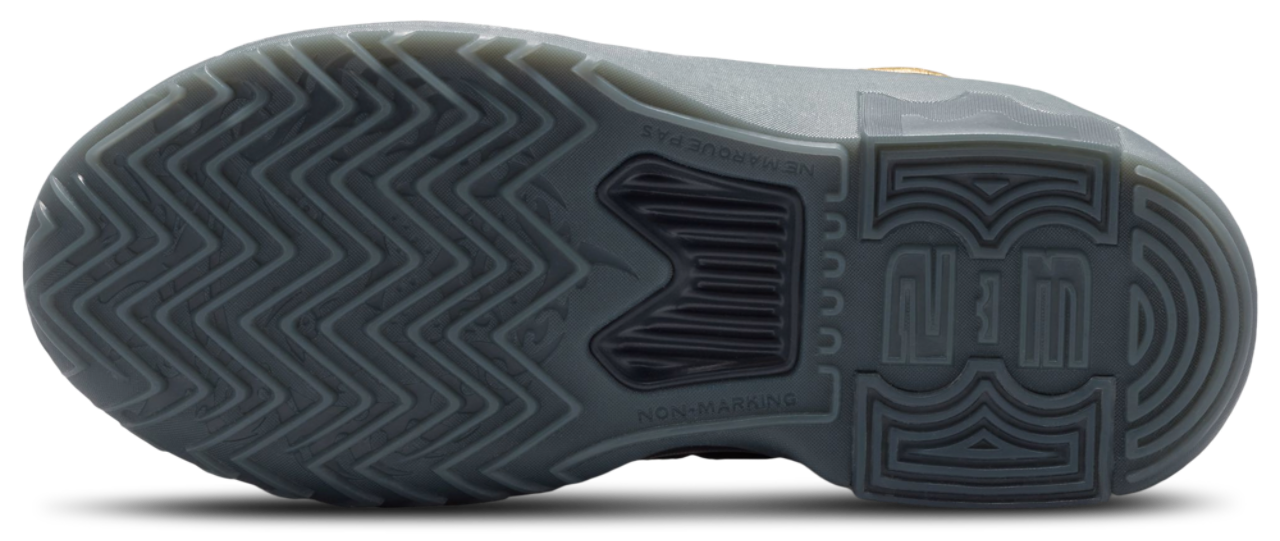 Nike Lebron Witness IX Image 5 of 5. Tap to open photo gallery.