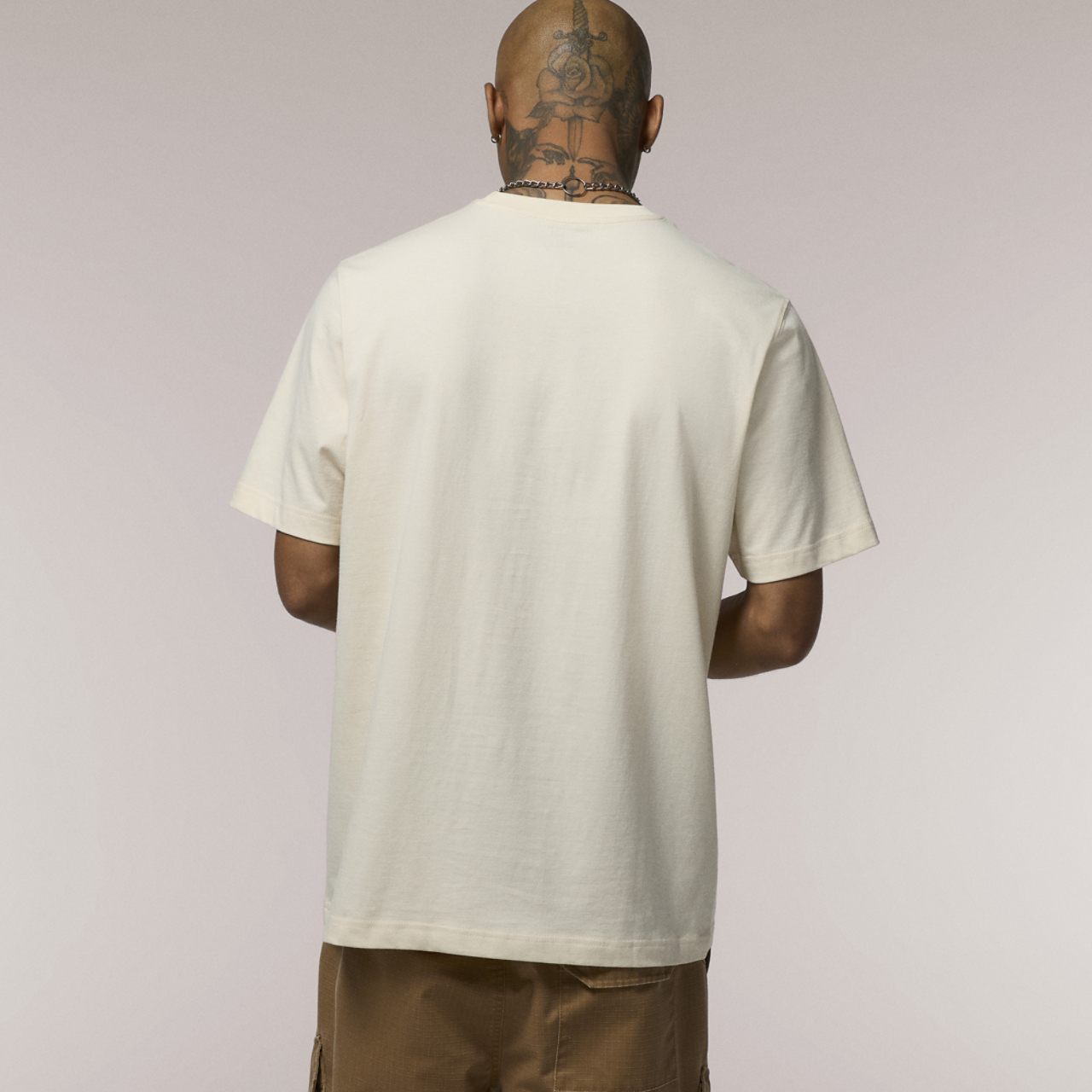 LCKR Mosswood Basic T-Shirt Image 3 of 6. Tap to open photo gallery.