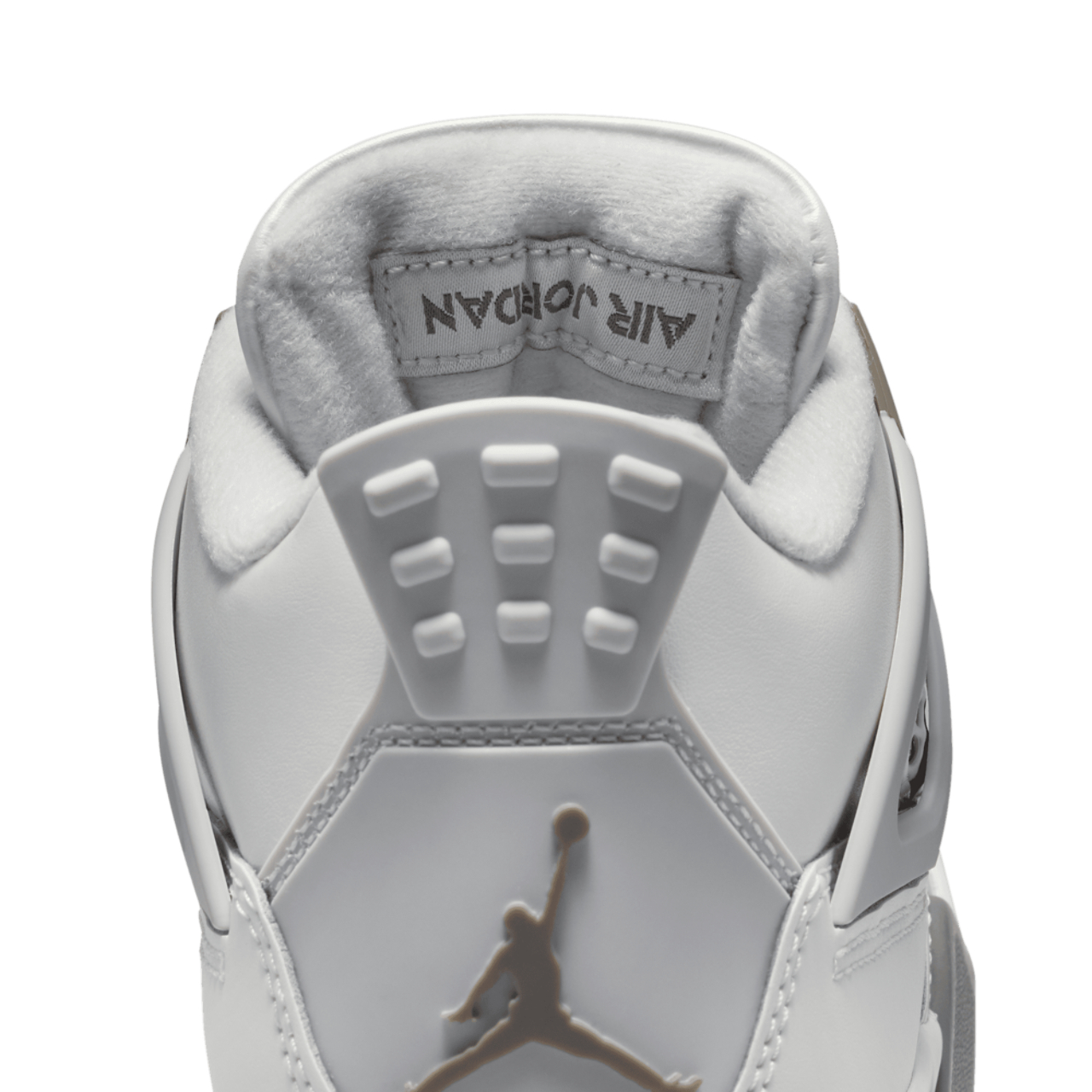 Jordan Air Jordan Retro 4 Image 9 de 10. Appuyez pour ouvrir la galerie de photos.