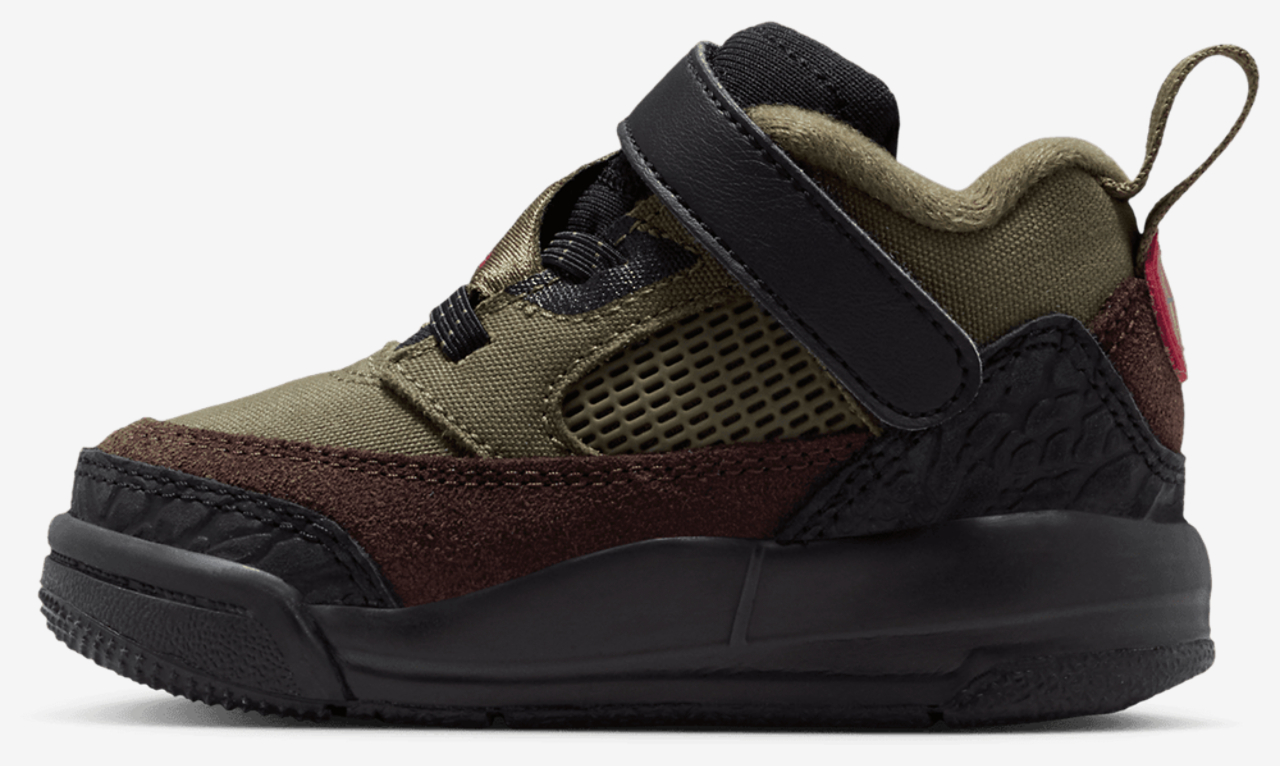 Jordan Spizike Low V2 Image 2 of 8. Tap to open photo gallery.