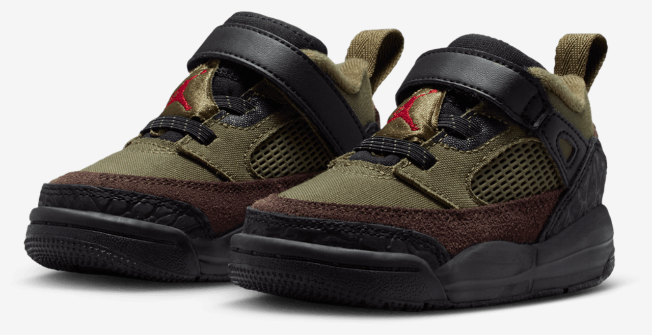 Jordan Spizike Low V2 Image 6 of 8. Tap to open photo gallery.