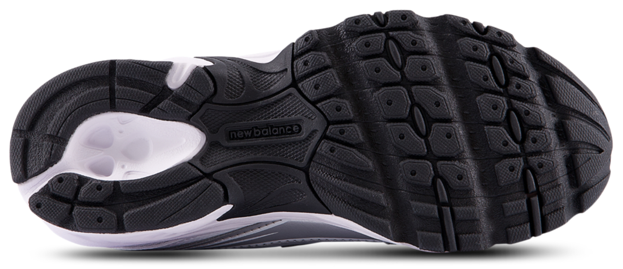 New Balance 740  Image 4 of 4. Tap to open photo gallery.