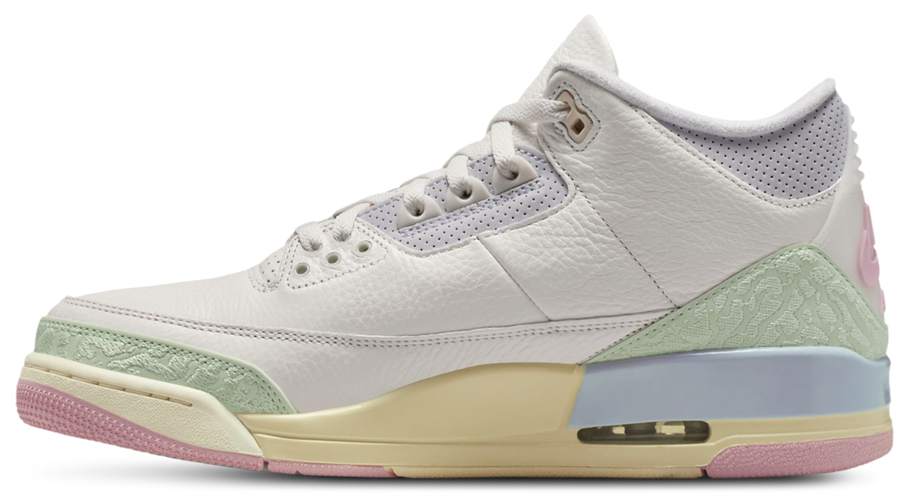 Jordan 3 Retro Image 4 of 7. Tap to open photo gallery.