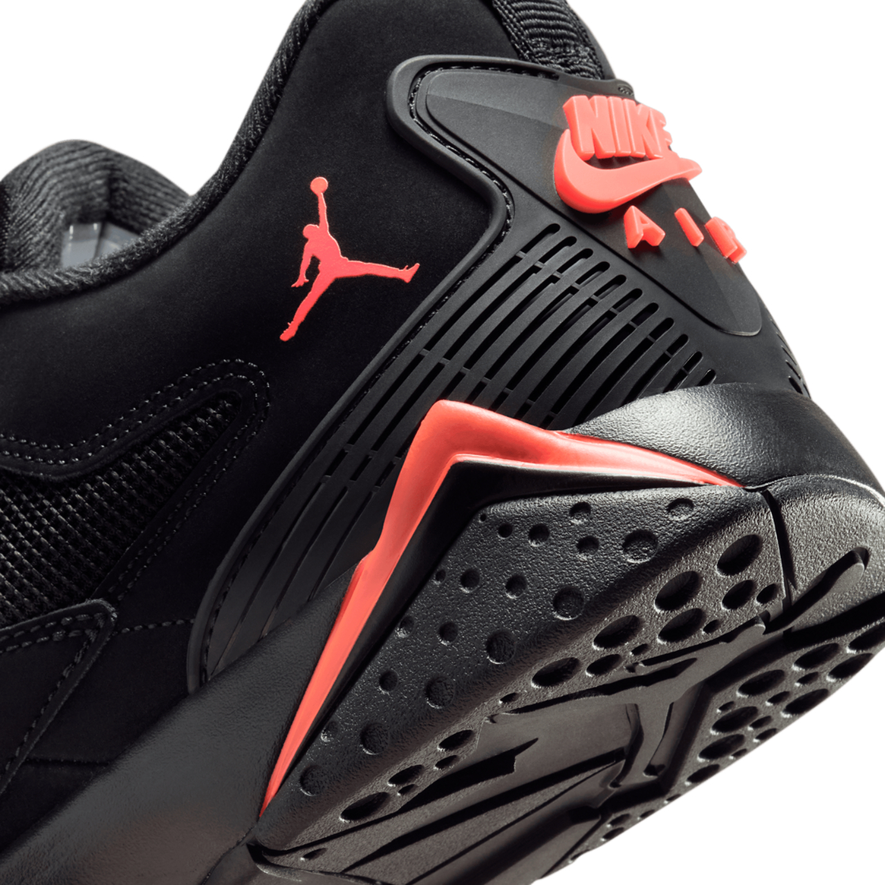 Nike Bruin Image 8 of 8. Tap to open photo gallery.