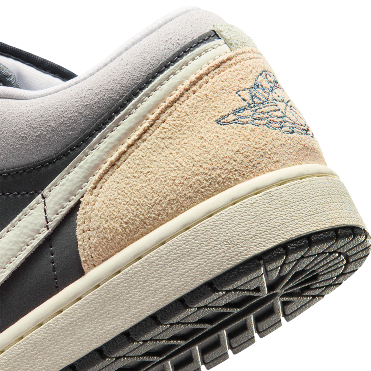 Jordan 1 Low Image 7 of 8. Tap to open photo gallery.