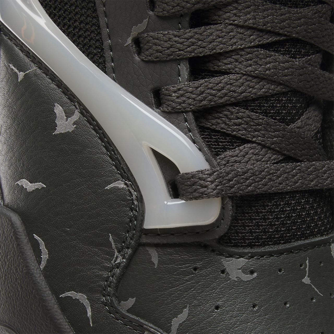 Reebok Pump Omni Zone 2 Image 6 of 7. Tap to open photo gallery.