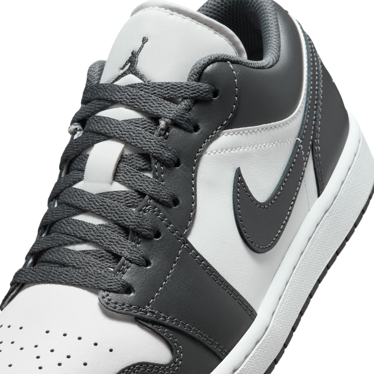 Jordan 1 Low Image 7 of 8. Tap to open photo gallery.