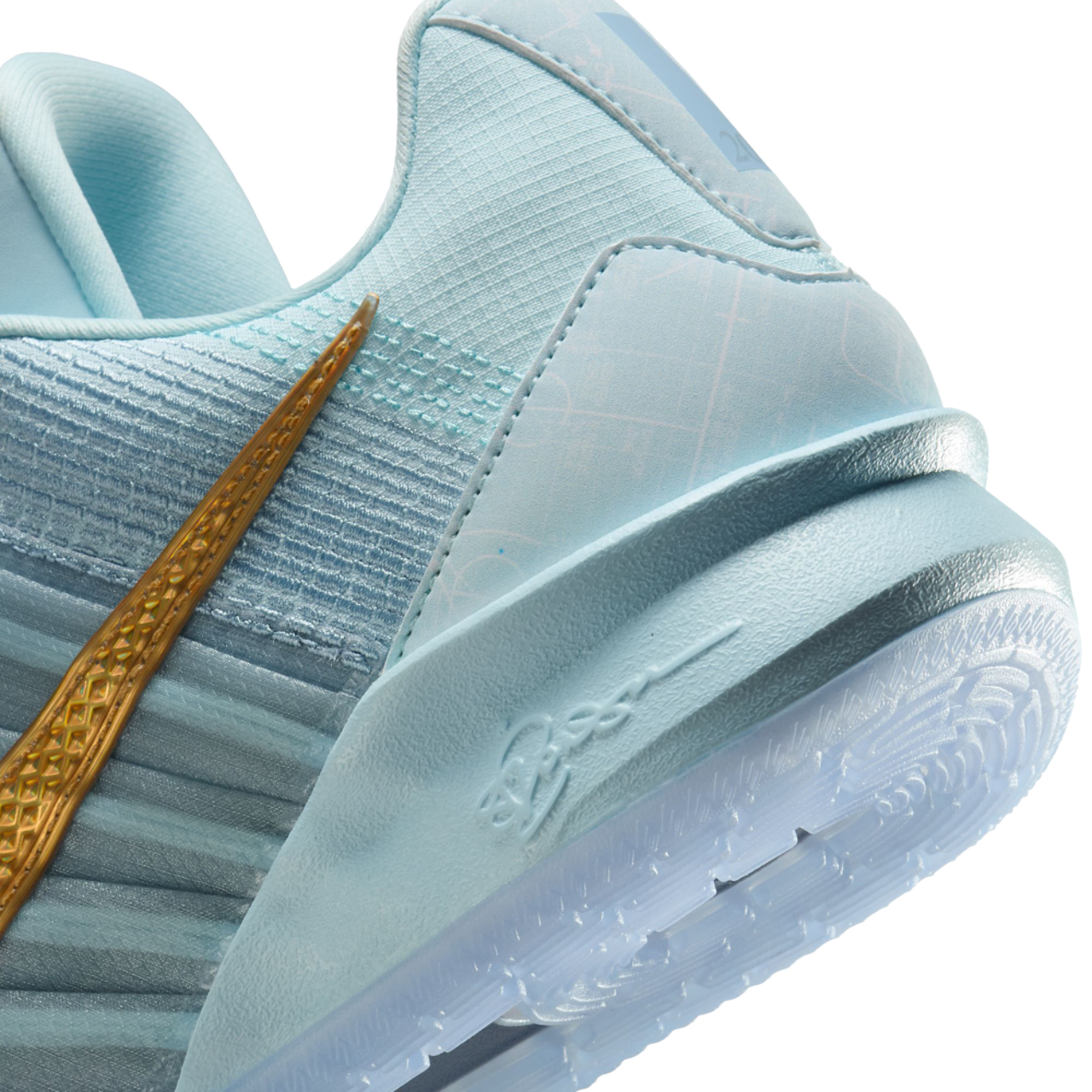 Nike Sabrina 3 Image 8 of 8. Tap to open photo gallery.