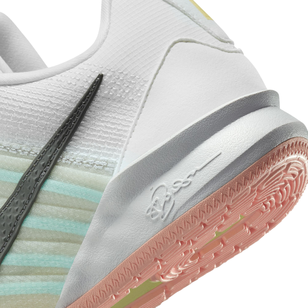 Nike Sabrina 3 Image 8 of 8. Tap to open photo gallery.