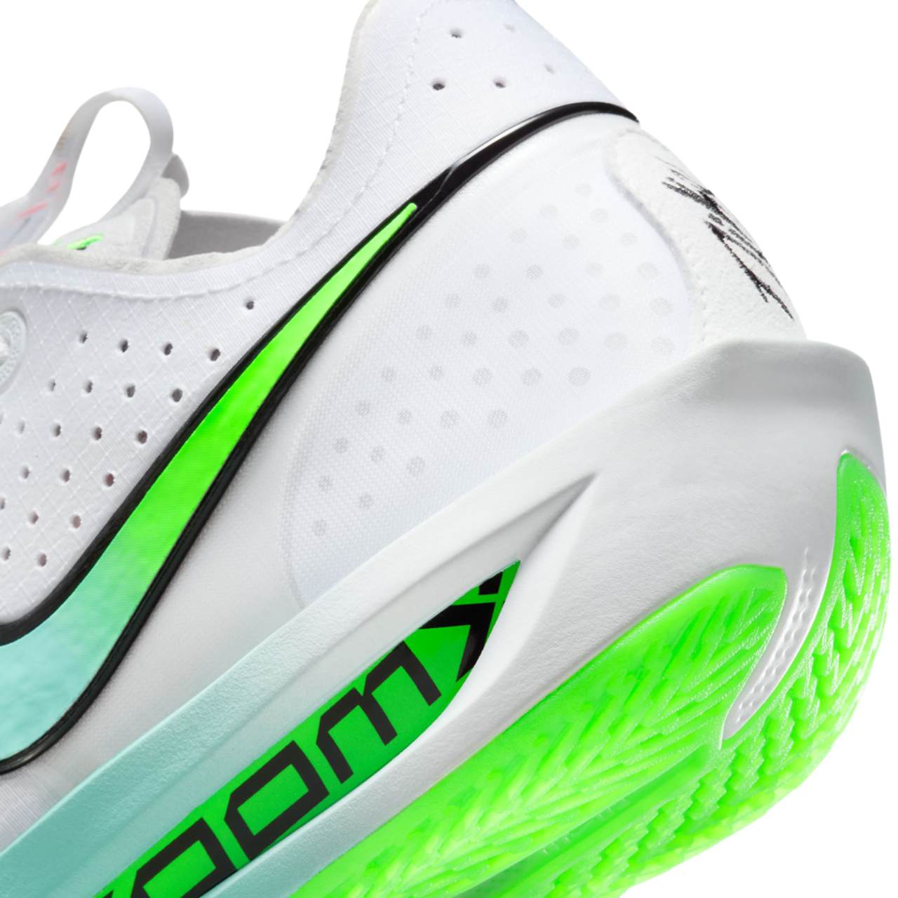 Nike Zoom G.T. Cut 3 Image 7 of 8. Tap to open photo gallery.
