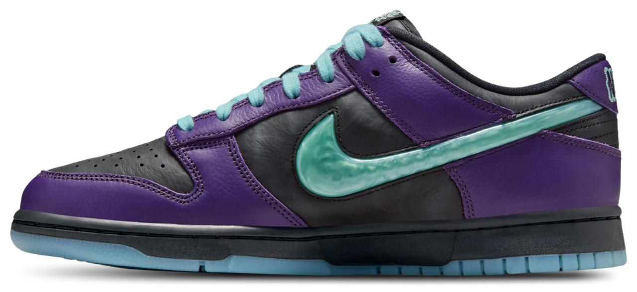 Nike Dunk Low Retro Image 4 of 10. Tap to open photo gallery.