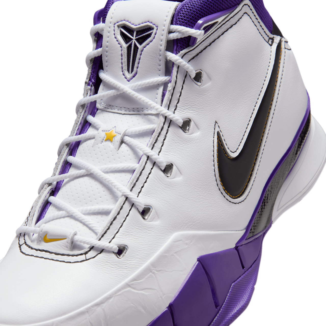 Nike Kobe 1 Protro Image 8 of 10. Tap to open photo gallery.
