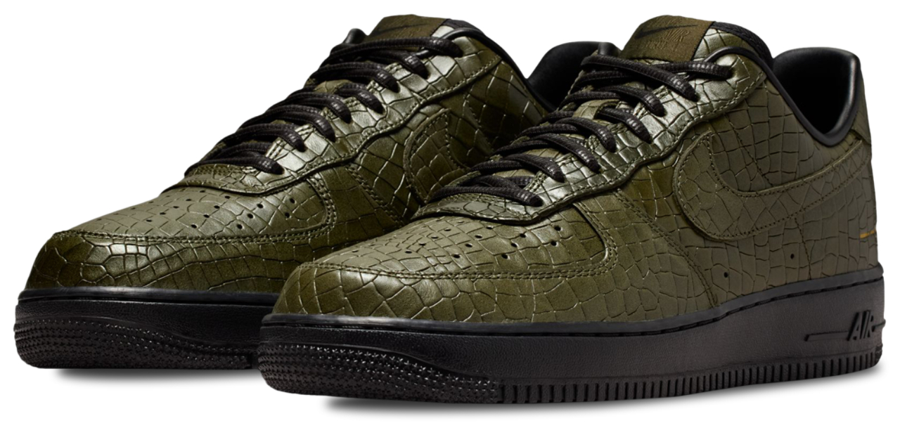 Nike Air Force 1 '07 Image 2 of 8. Tap to open photo gallery.