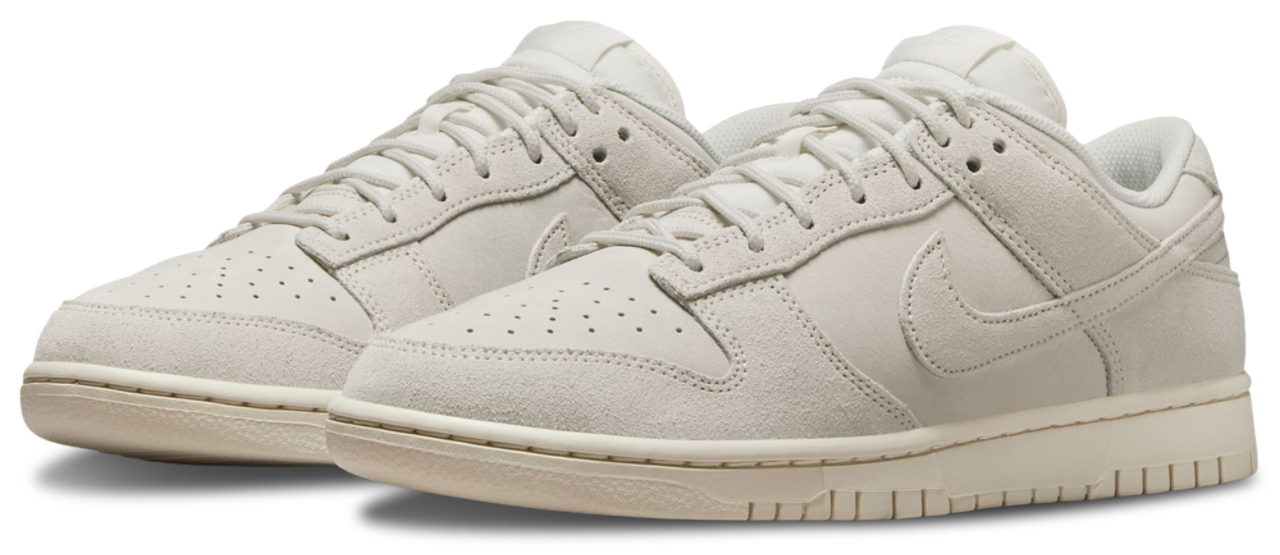 Nike Dunk Low Image 2 of 9. Tap to open photo gallery.