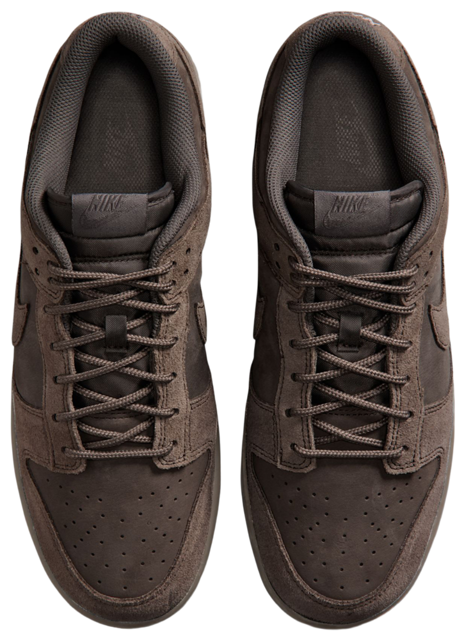Nike Dunk Low Image 5 of 9. Tap to open photo gallery.