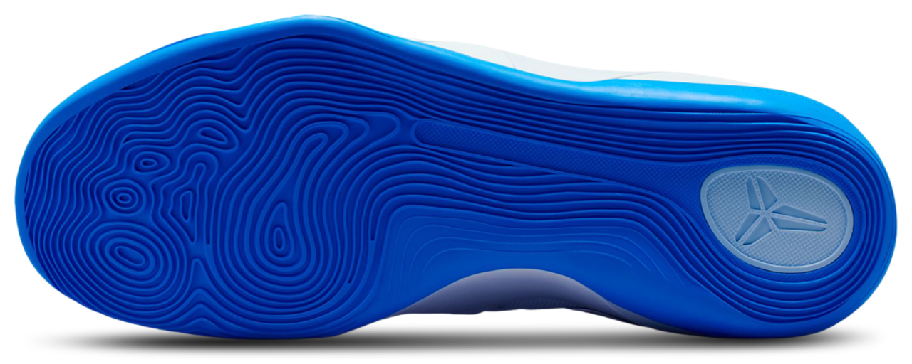 Nike Kobe 9 Low Image 6 of 9. Tap to open photo gallery.