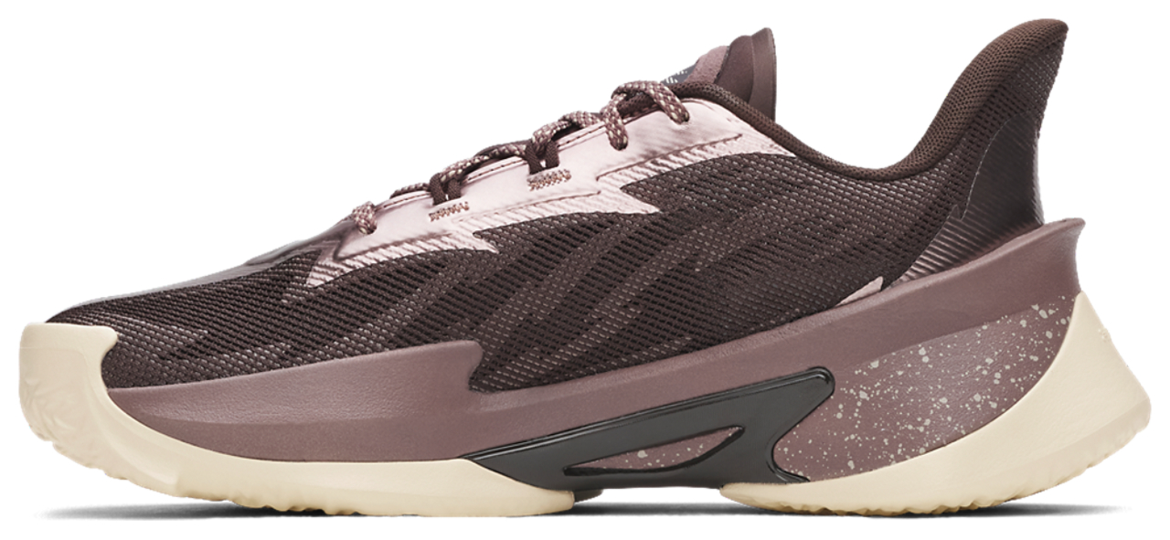 Under Armour Curry Series 7 Image 3 of 5. Tap to open photo gallery.