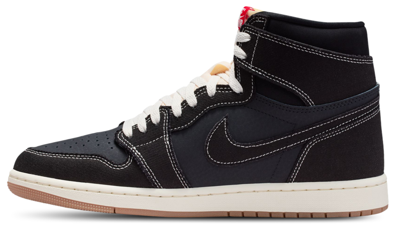 Jordan 1 Retro High OG Image 4 of 12. Tap to open photo gallery.