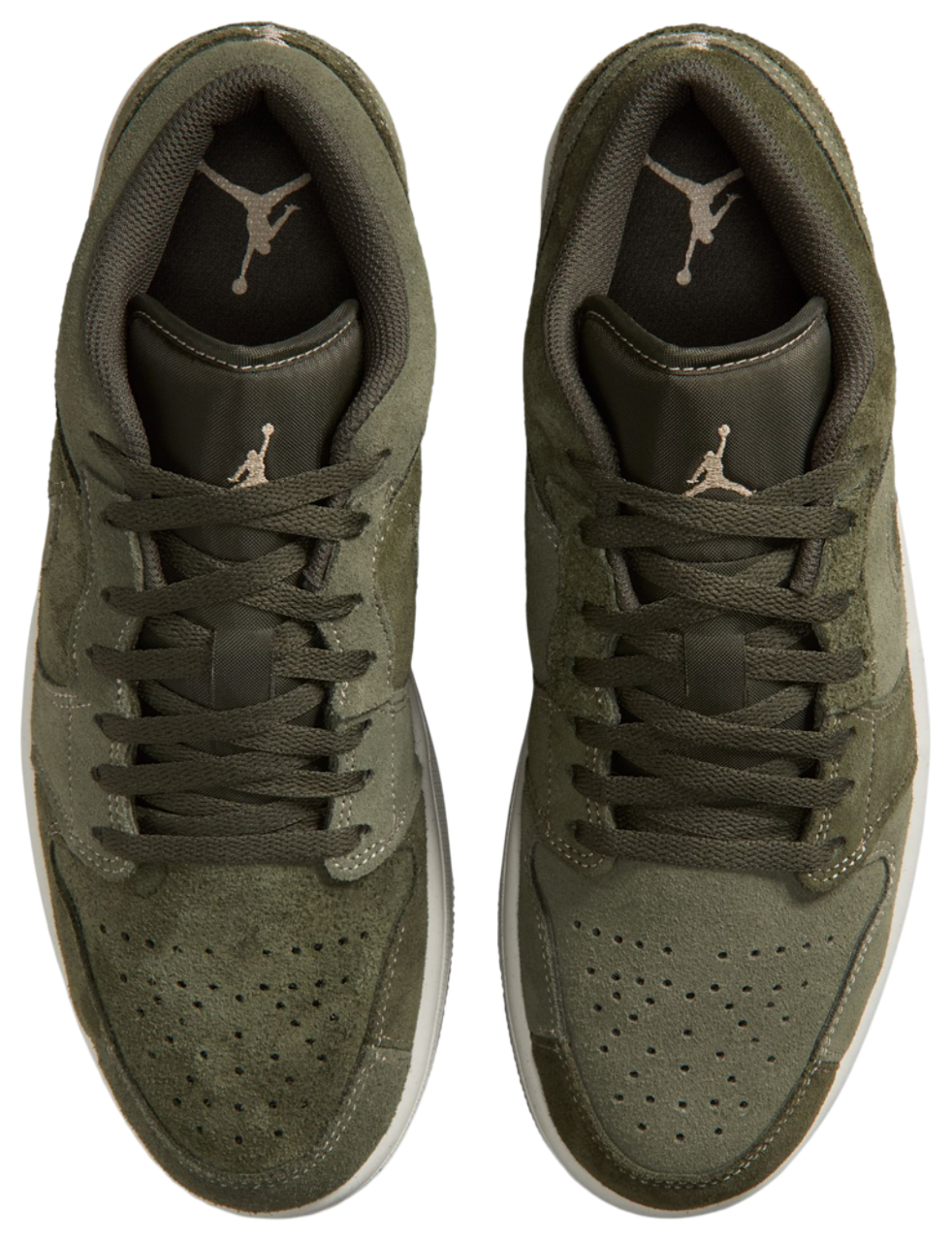 Jordan 1 Low Retro SE Image 5 of 9. Tap to open photo gallery.