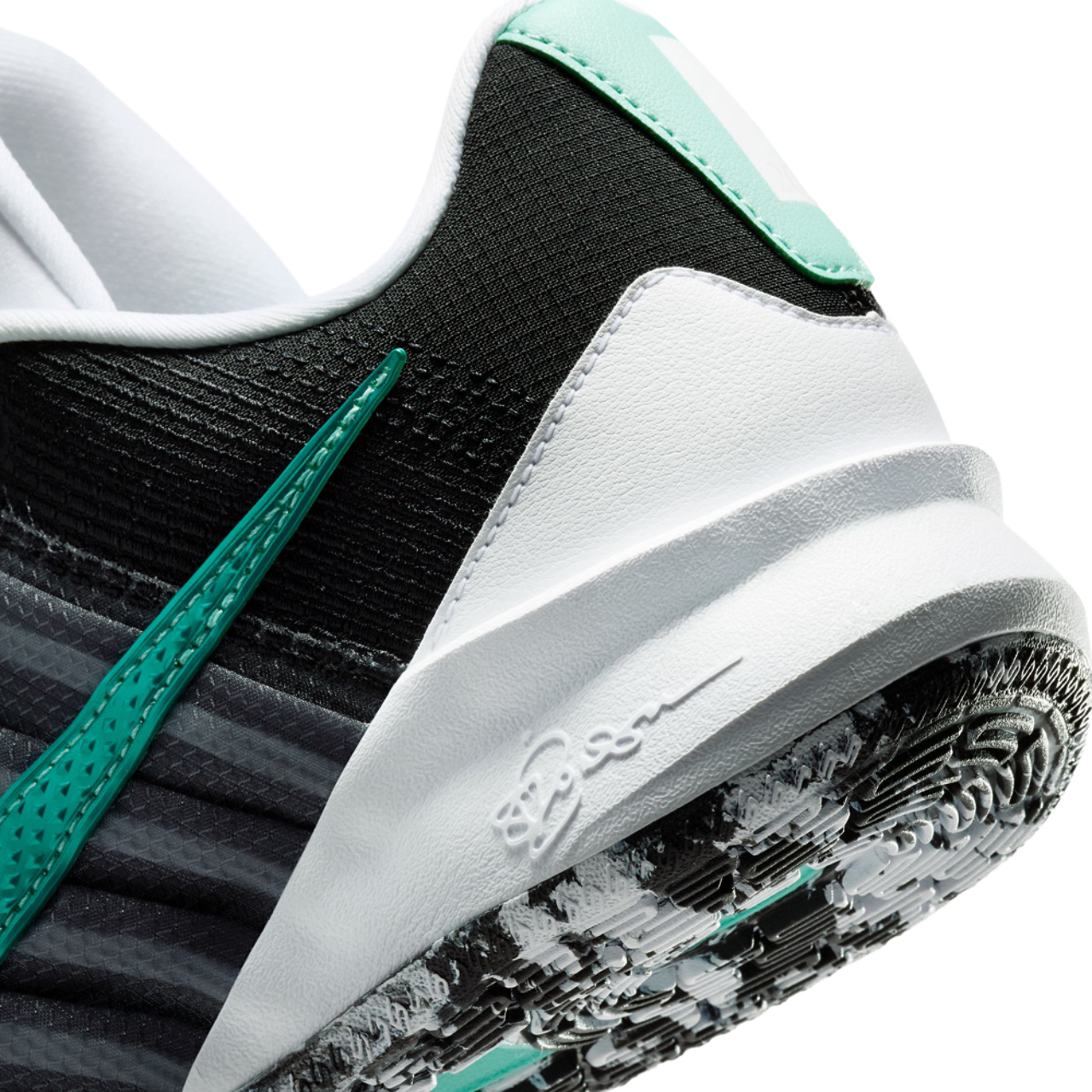 Nike Sabrina 3 Image 8 of 8. Tap to open photo gallery.