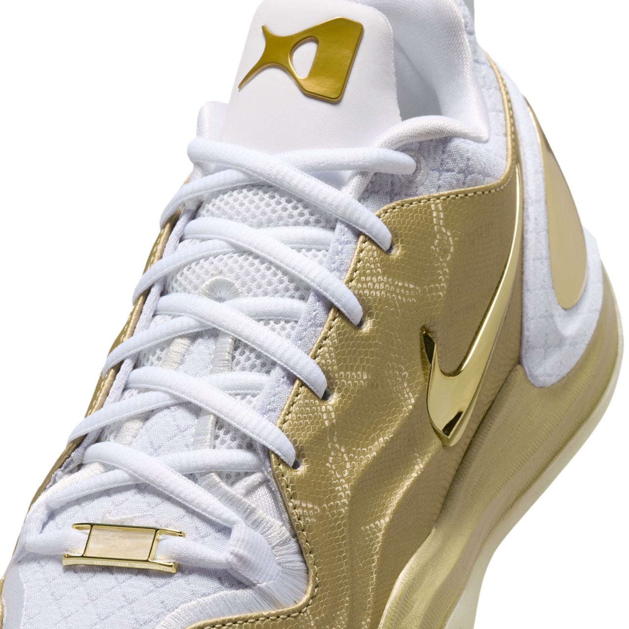 Nike A'Two Image 9 of 11. Tap to open photo gallery.