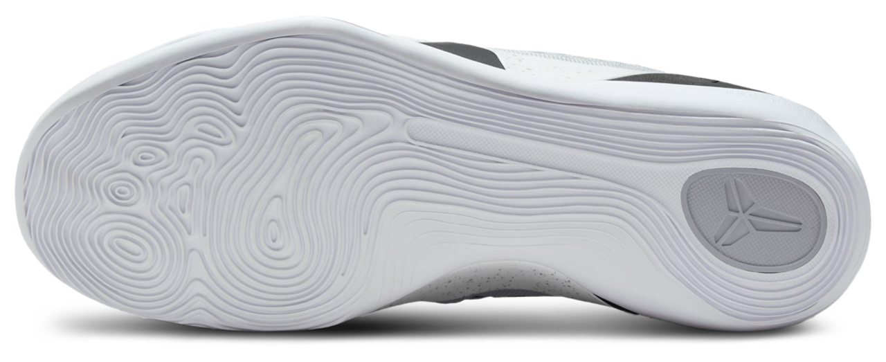 Nike Kobe 9 Elite Low Protro Image 6 of 8. Tap to open photo gallery.
