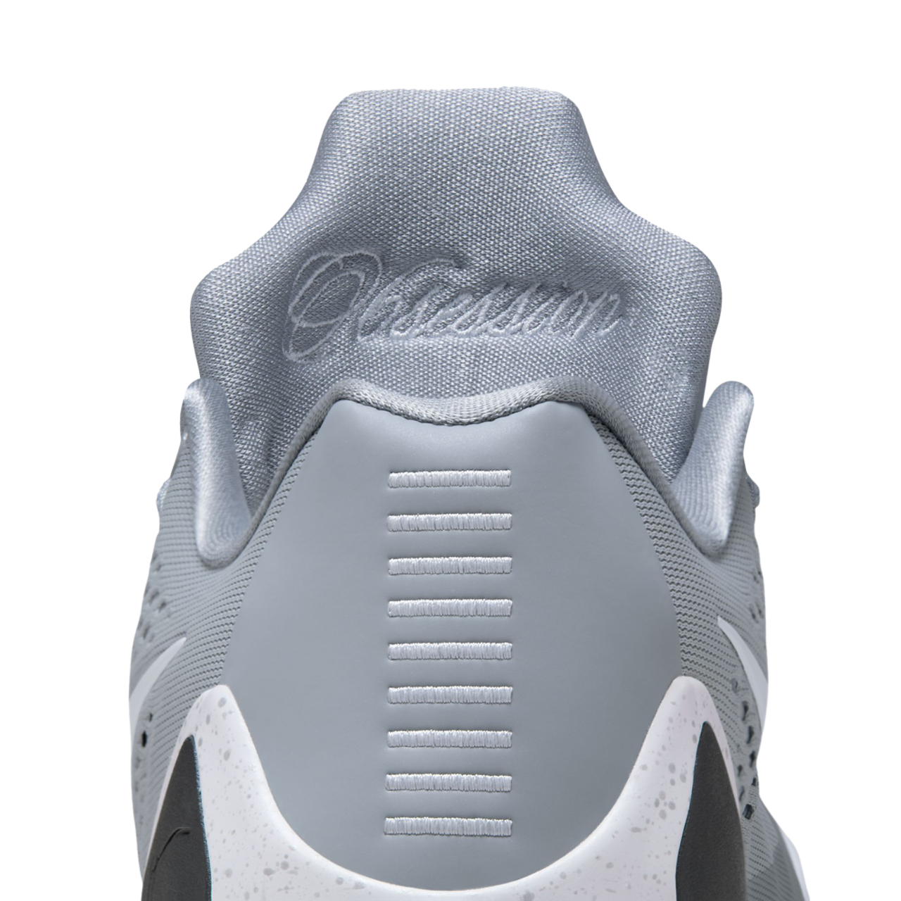 Nike Kobe 9 Elite Low Protro Image 8 of 8. Tap to open photo gallery.