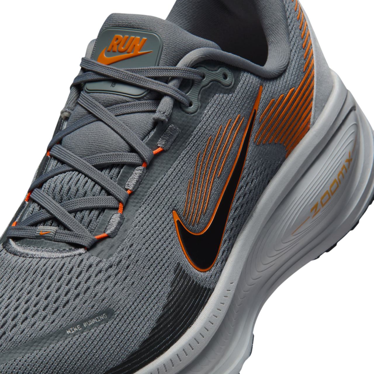 Nike Vomero 18 Image 8 of 8. Tap to open photo gallery.