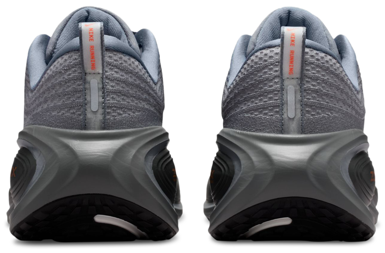Nike Vomero Plus Image 3 of 8. Tap to open photo gallery.