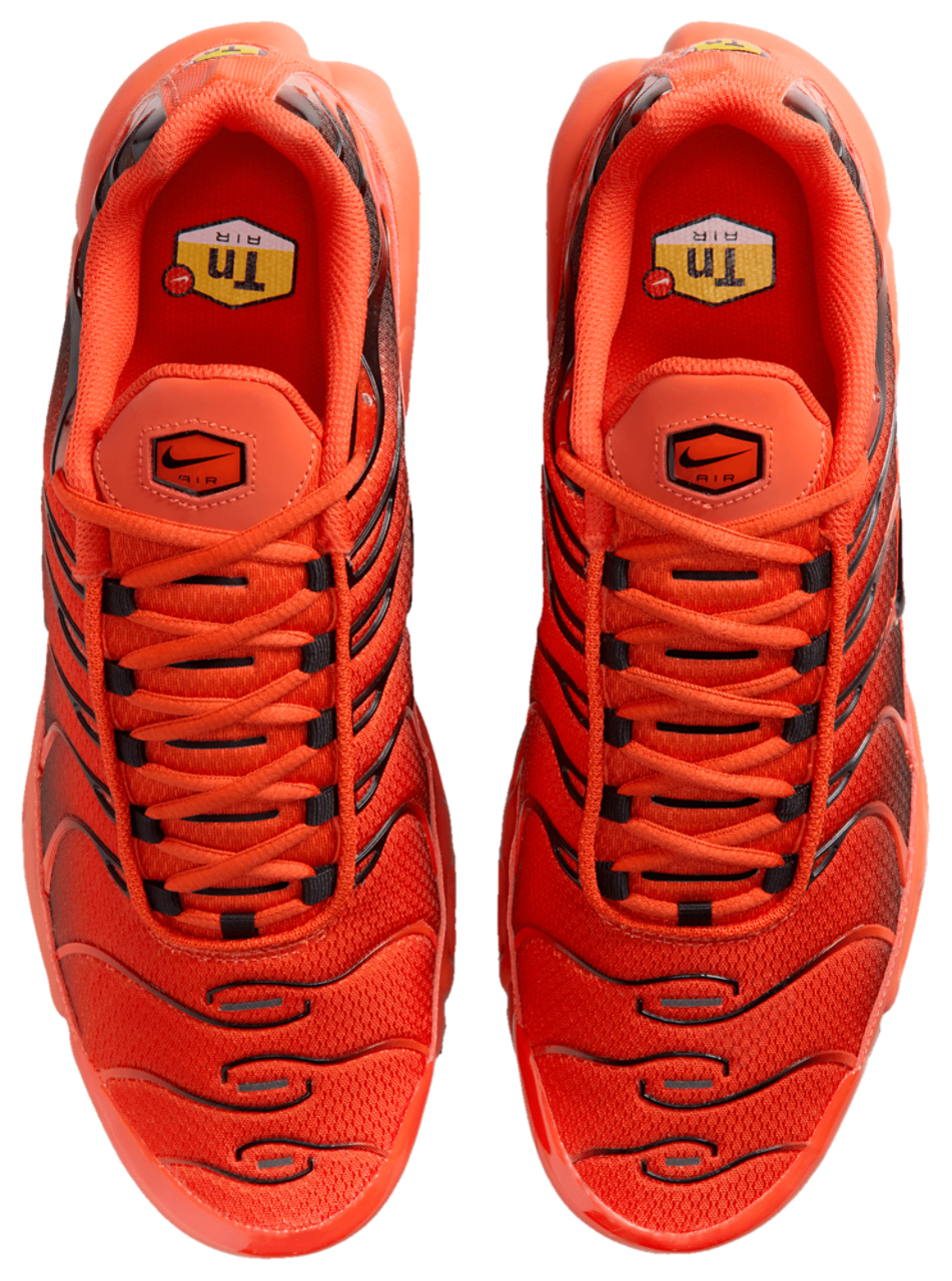 Nike Tuned 1 Image 4 of 8. Tap to open photo gallery.