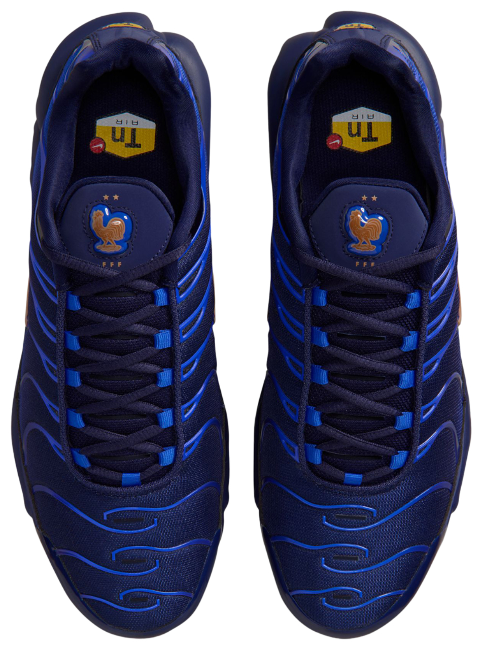 Nike Tuned 1 Image 5 of 8. Tap to open photo gallery.