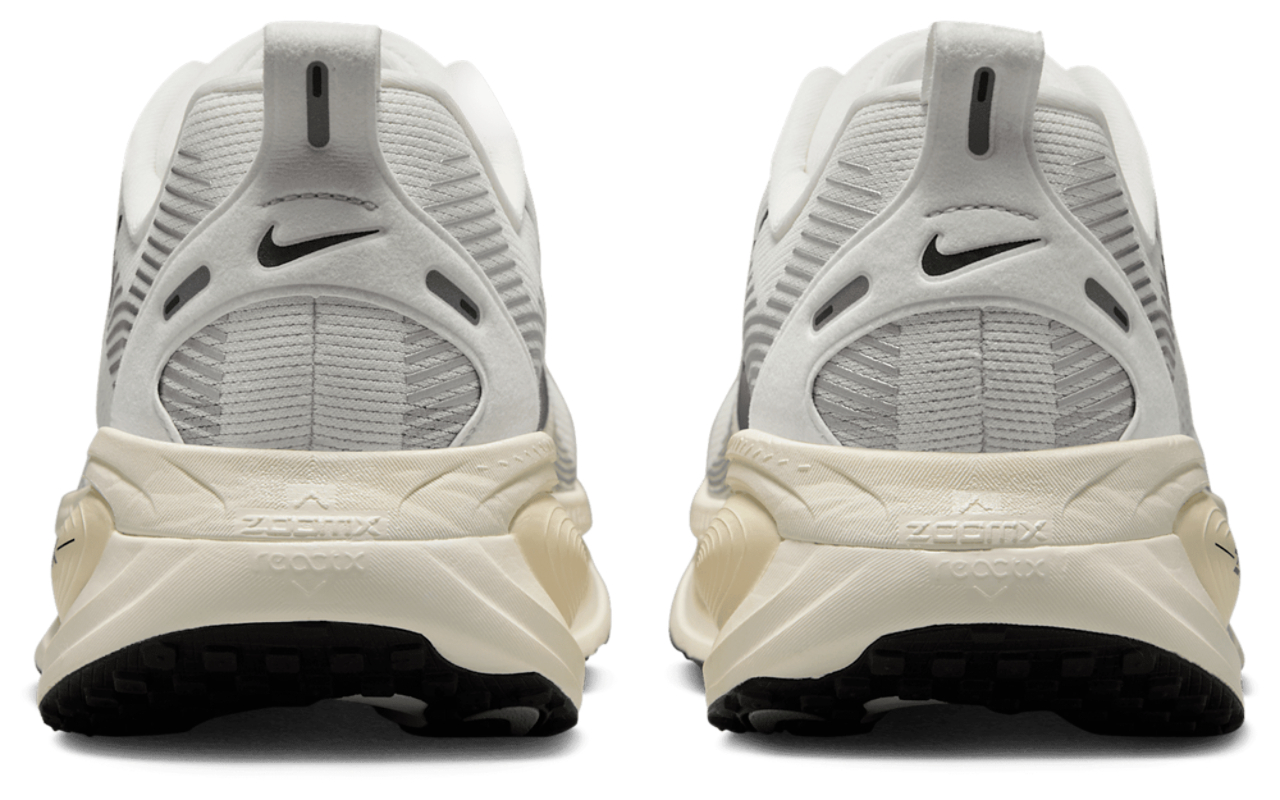 Nike Vomero 18 Image 6 of 6. Tap to open photo gallery.