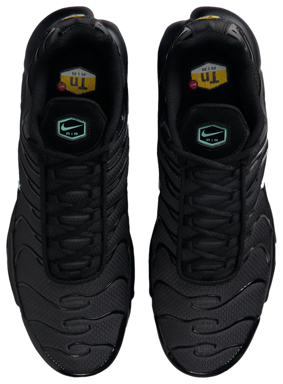 Nike Tuned 1 Image 5 of 8. Tap to open photo gallery.