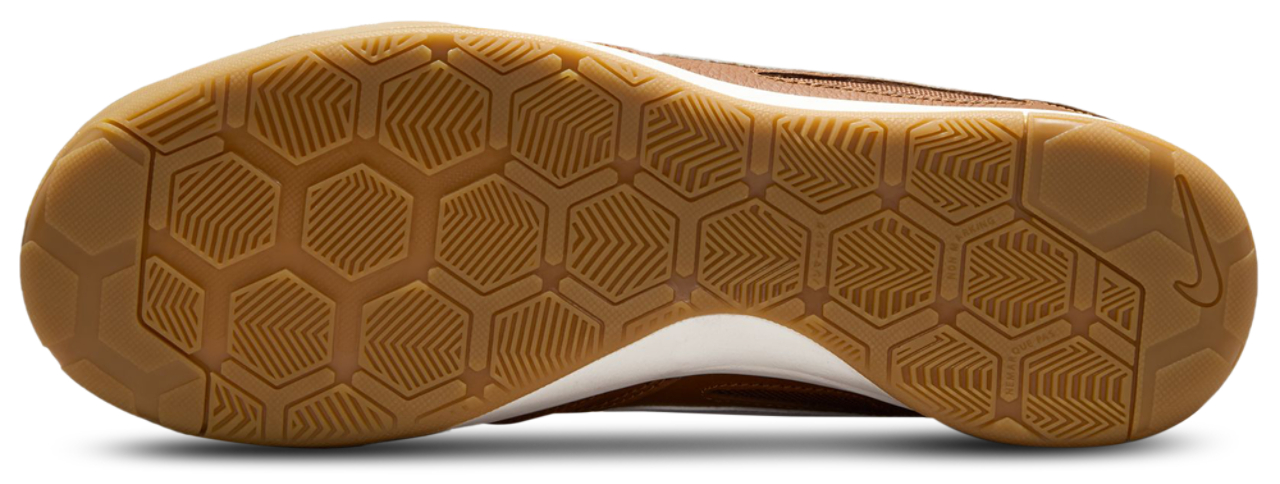 Nike Gato Image 6 of 8. Tap to open photo gallery.