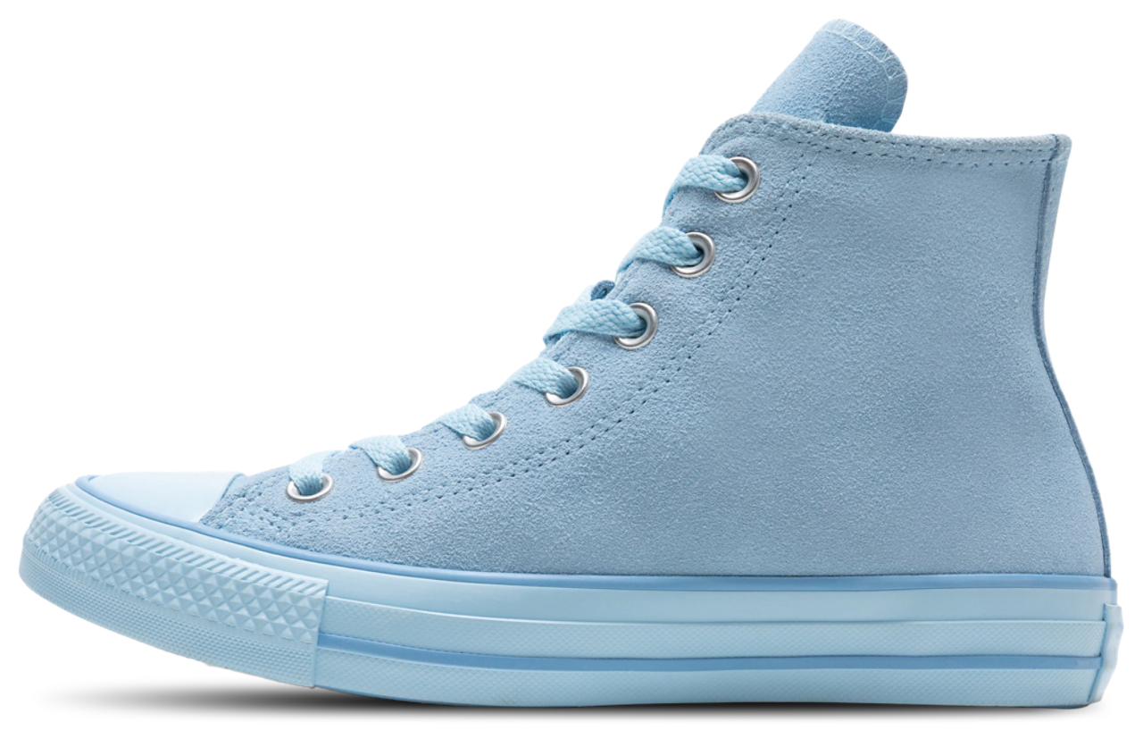 Converse Chuck Taylor All Star Suede Image 4 of 6. Tap to open photo gallery.