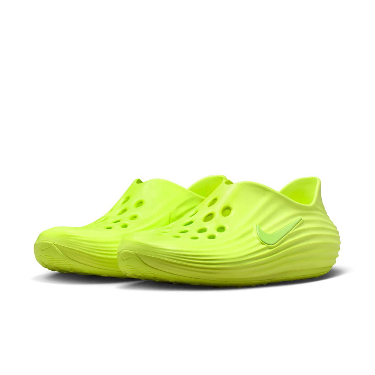 Nike Reactx Rejuven8 Image 2 of 7. Tap to open photo gallery.