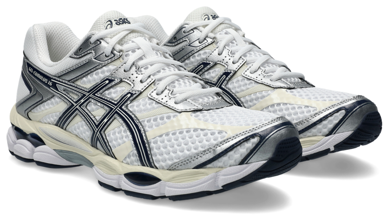Asics GEL-CUMULUS 16 Image 2 of 7. Tap to open photo gallery.