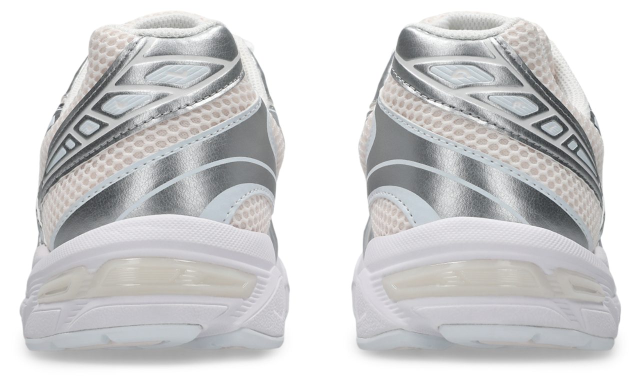 Asics Gel-1130 Image 3 of 7. Tap to open photo gallery.