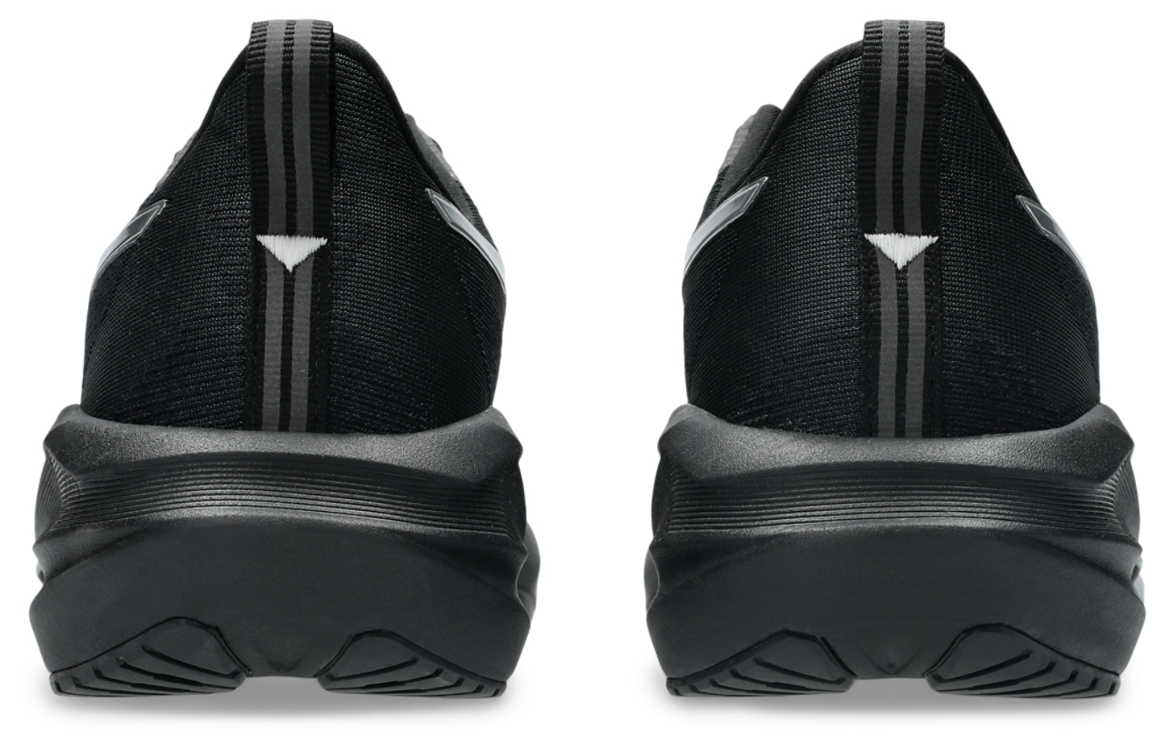 Asics Novablast 5 Image 3 of 7. Tap to open photo gallery.