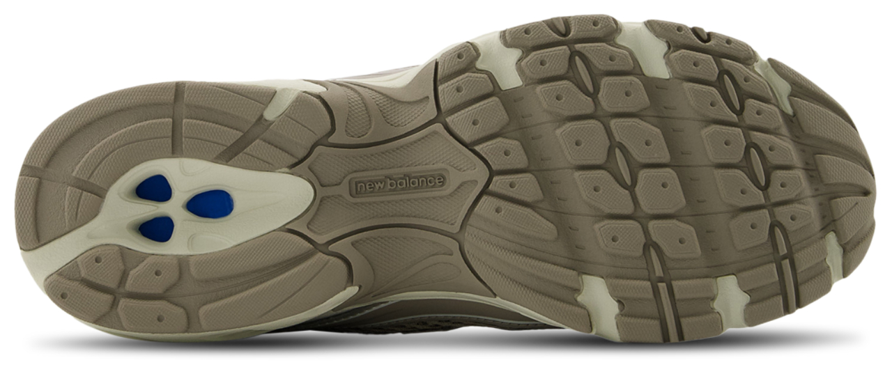 New Balance 740 Image 6 of 6. Tap to open photo gallery.
