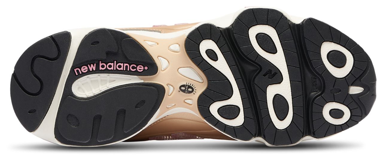 New Balance 1000 Image 5 of 5. Tap to open photo gallery.