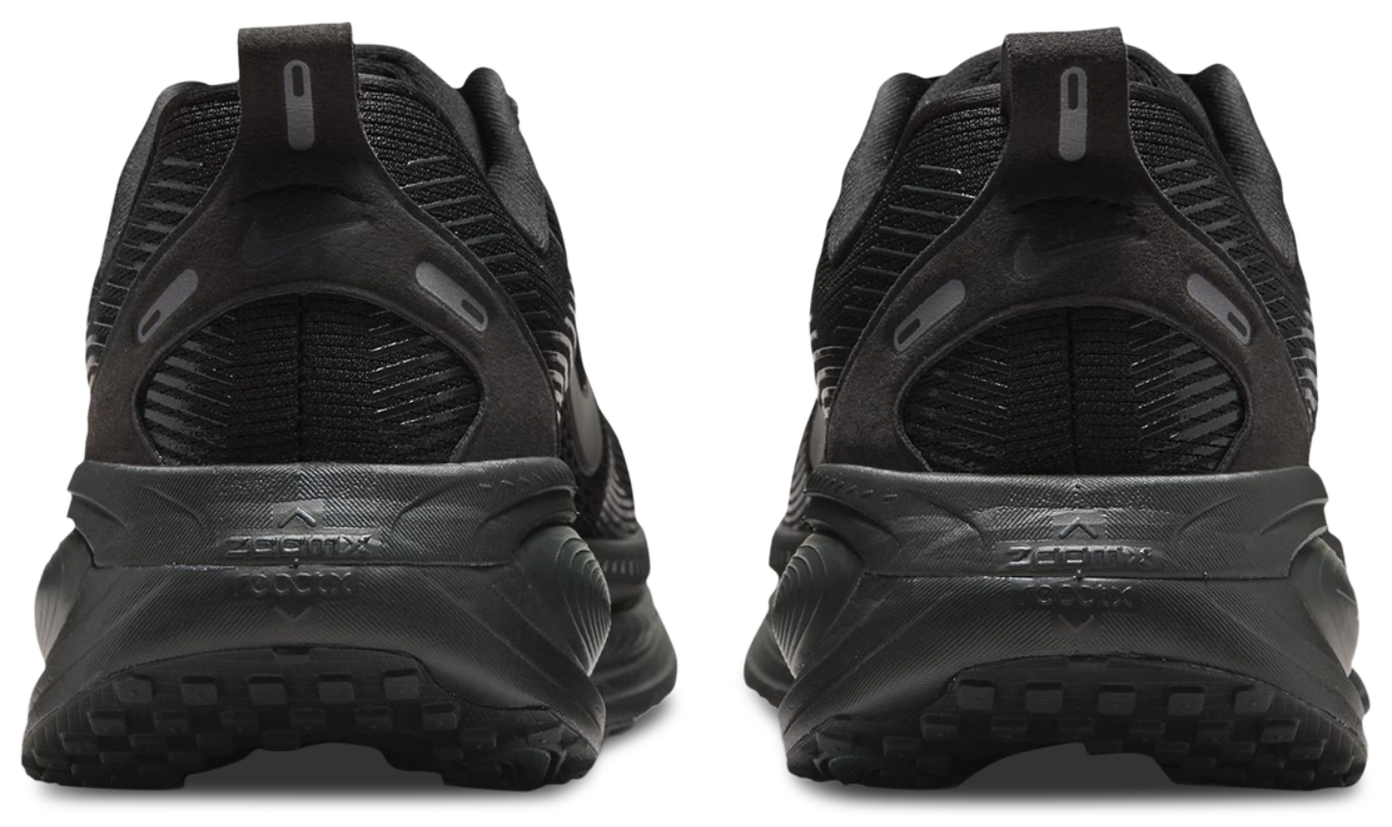 Nike Vomero 18 Image 3 of 8. Tap to open photo gallery.