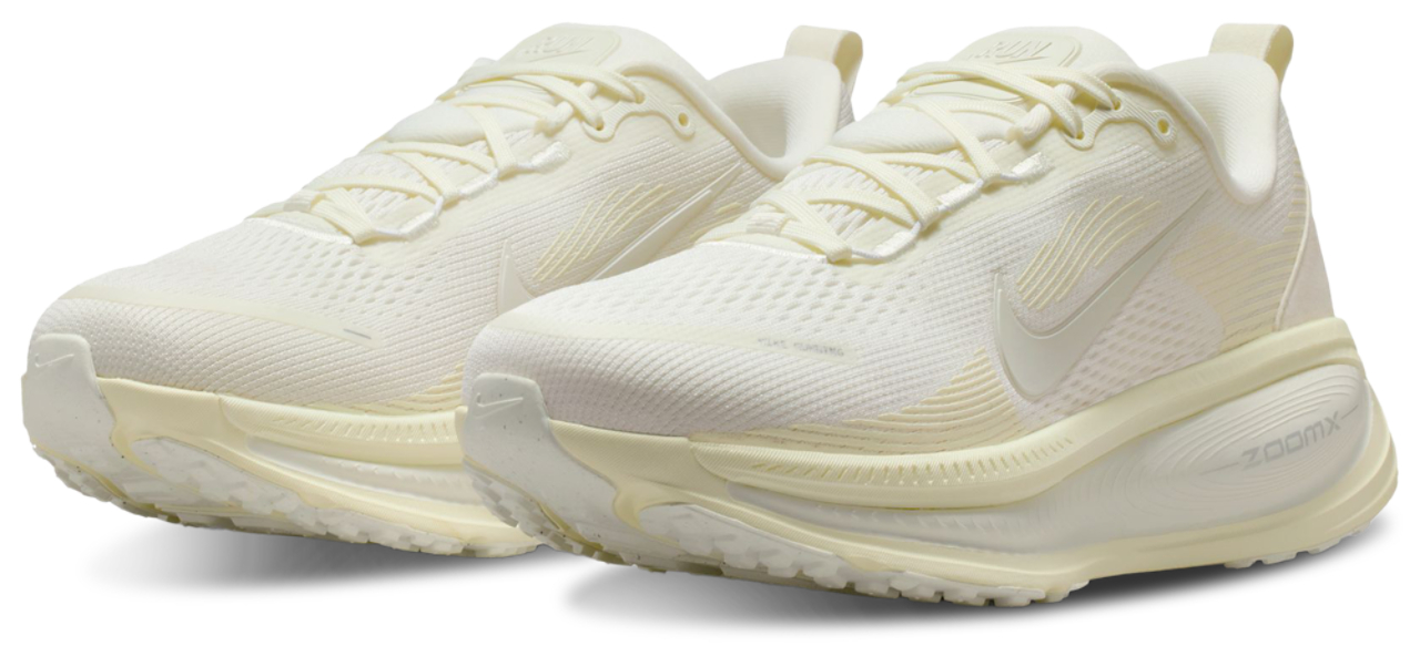 Nike Vomero 18 Image 2 of 7. Tap to open photo gallery.