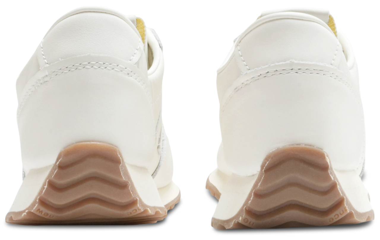 New Balance 471 Image 3 of 6. Tap to open photo gallery.