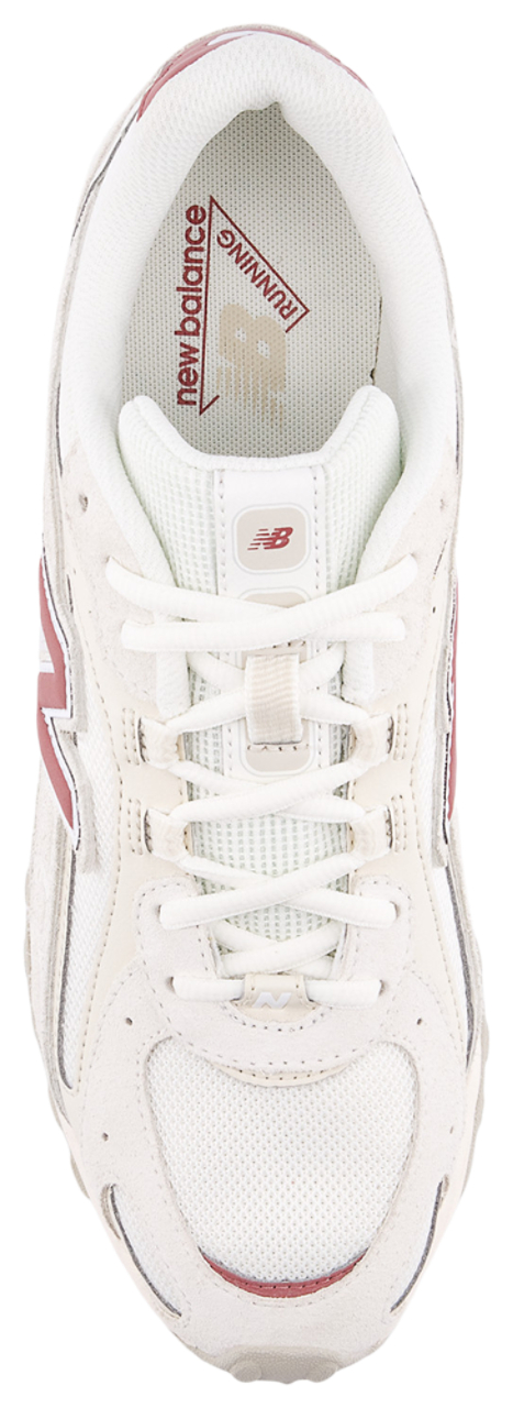 New Balance 204L Image 4 of 5. Tap to open photo gallery.