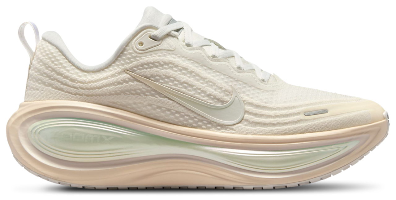 Nike Vomero Plus Image 1 of 8. Tap to open photo gallery.