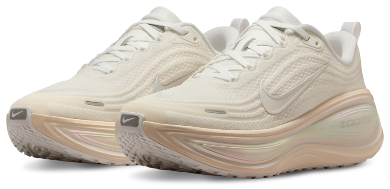Nike Vomero Plus Image 2 of 8. Tap to open photo gallery.
