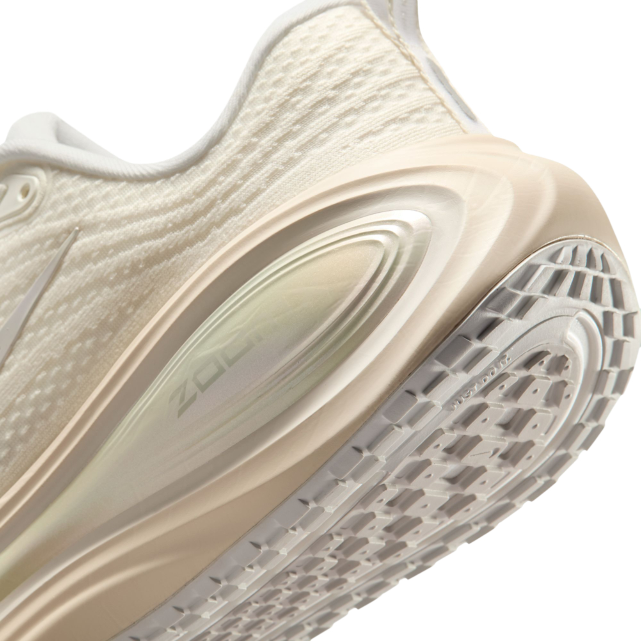Nike Vomero Plus Image 7 of 8. Tap to open photo gallery.
